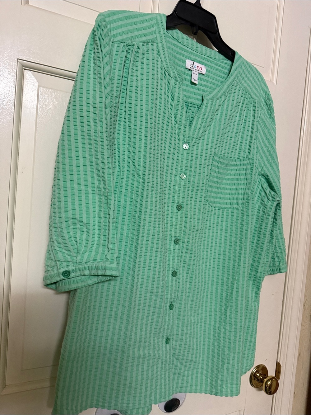 Denim & Co. Seersucker Button Front Top with Roll-Tab Sleeves XL green